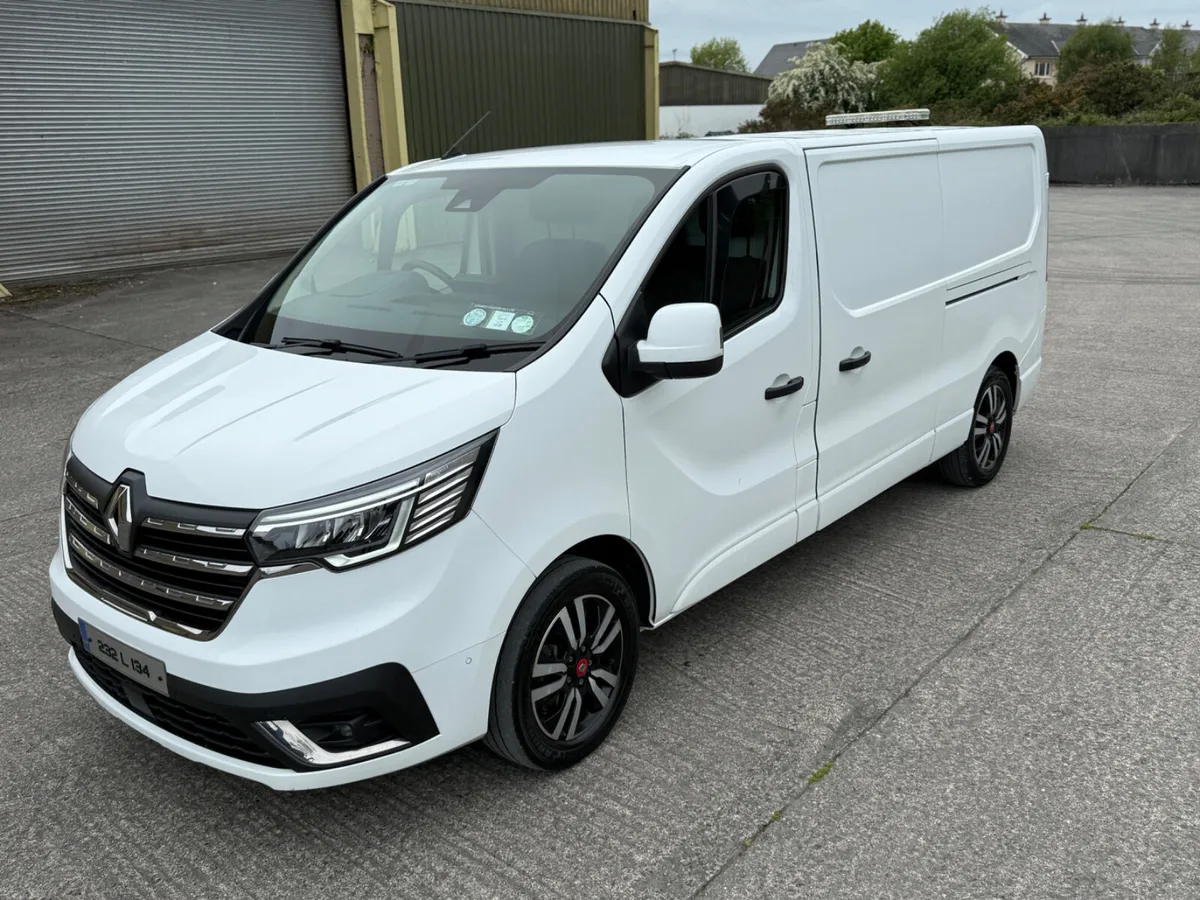 23 Renault Trafic 2.0 Red edition DOE 7/27 - Image 3