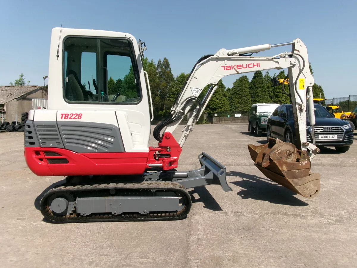 Takeuchi TB228  #14005198 - Image 1