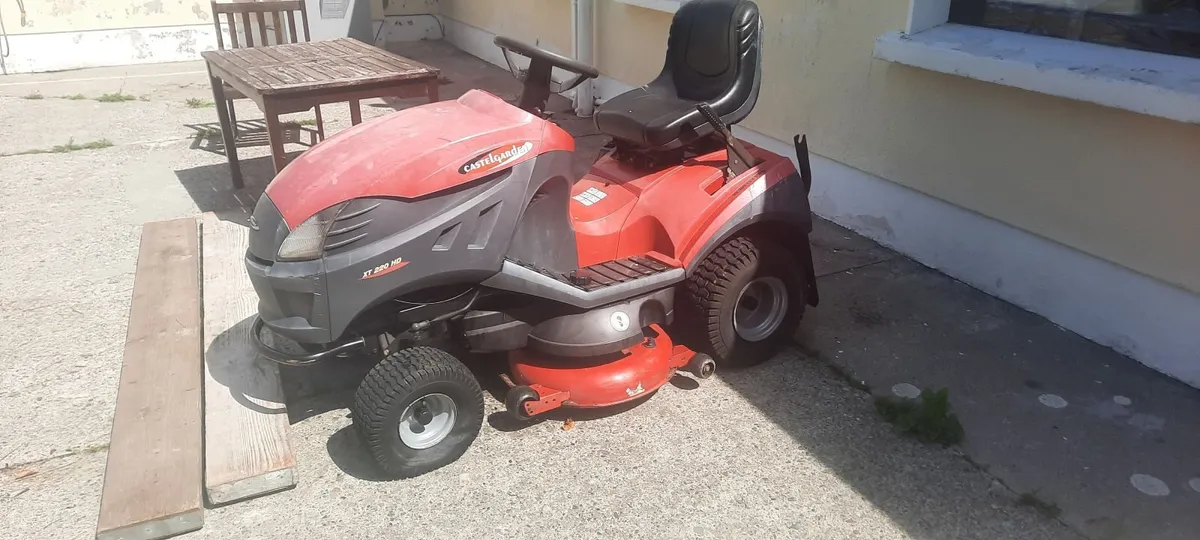 Ride on Lawnmower Castlegarden - Image 1