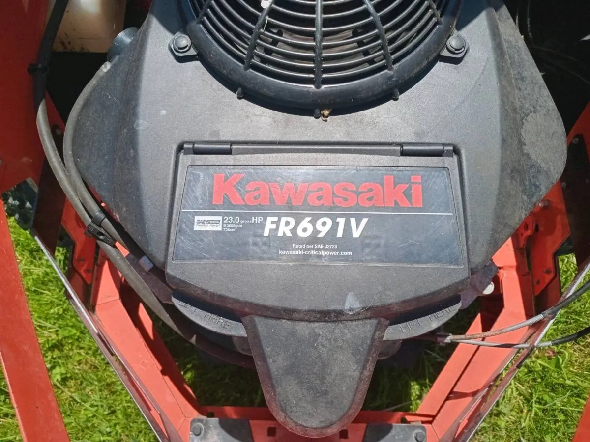 Lawnmower zero turn - Image 2
