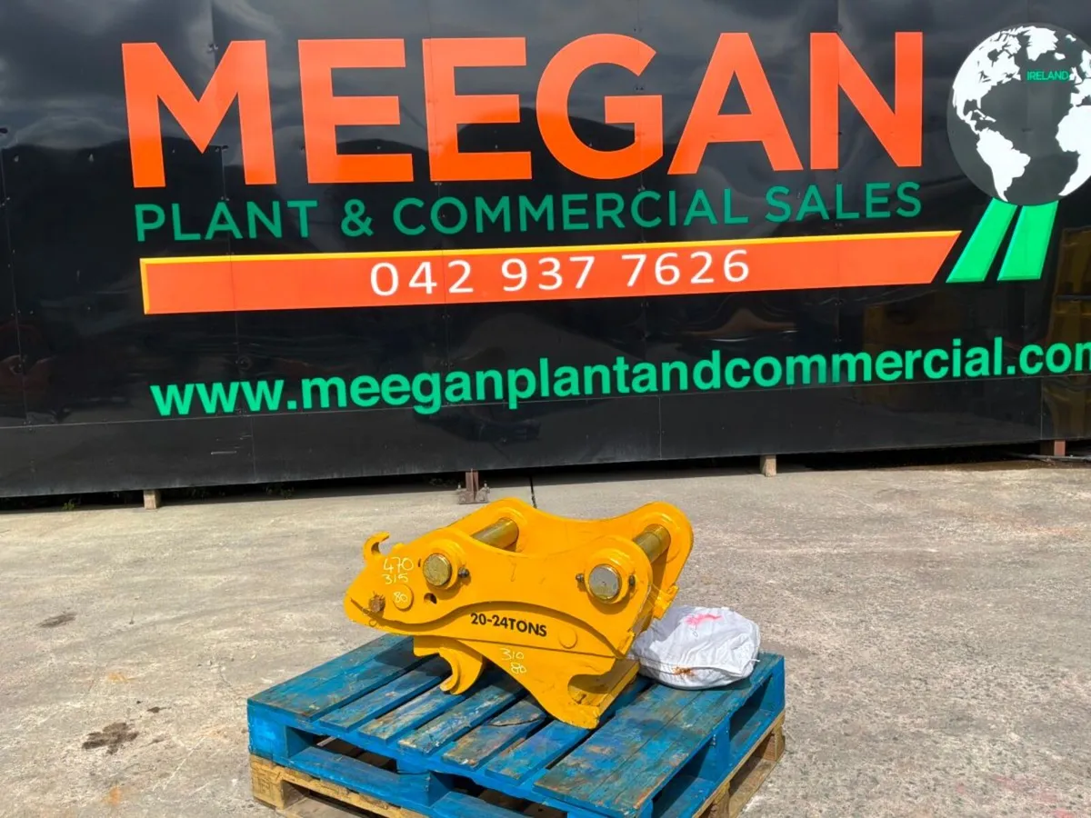 UNUSED HYDRAULIC Q/HITCH.....80mm PINS......2238. - Image 1