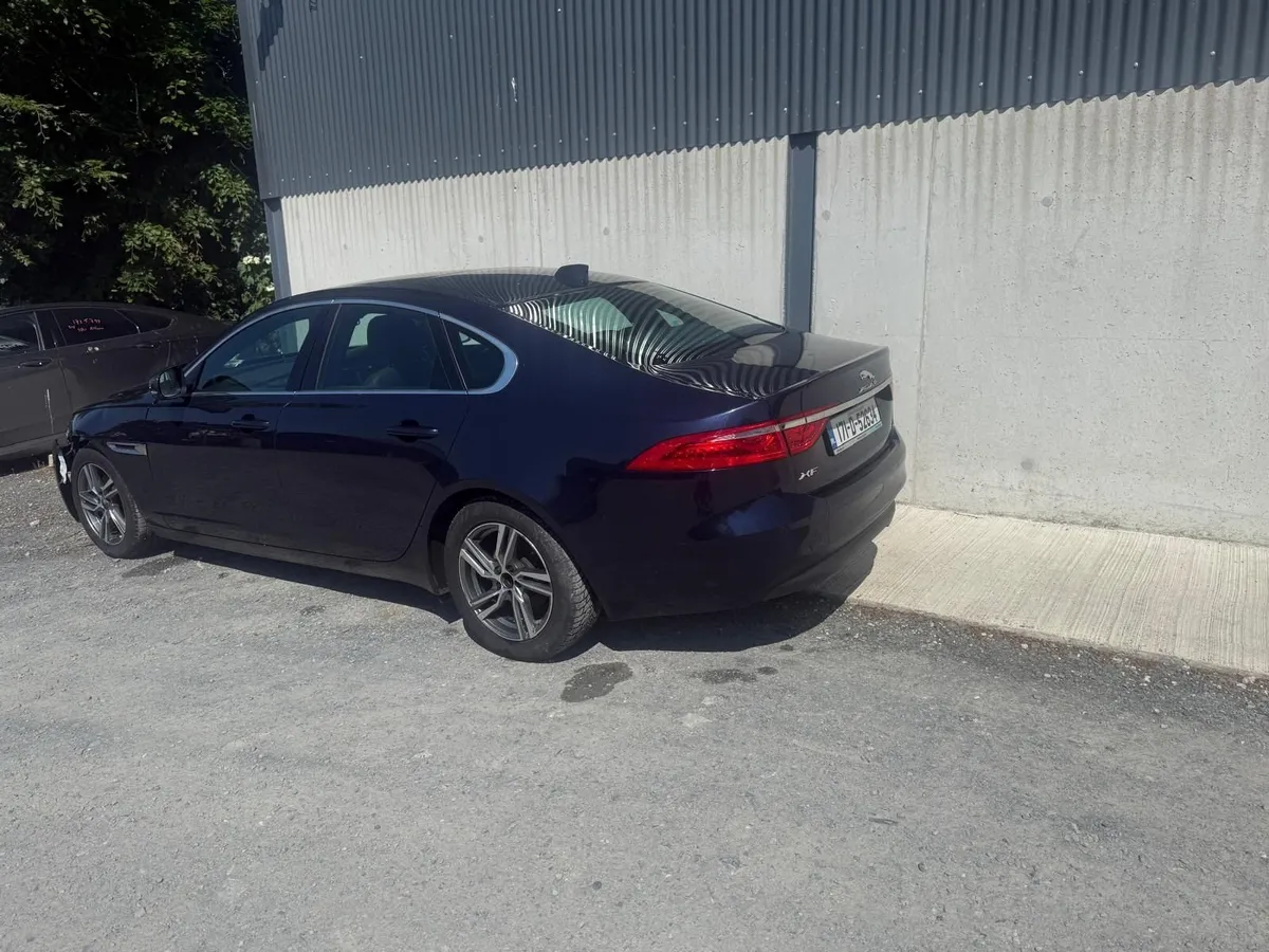 2017 Jaguar XF Series 2.0 Diesel Automatic Cat D - Image 4
