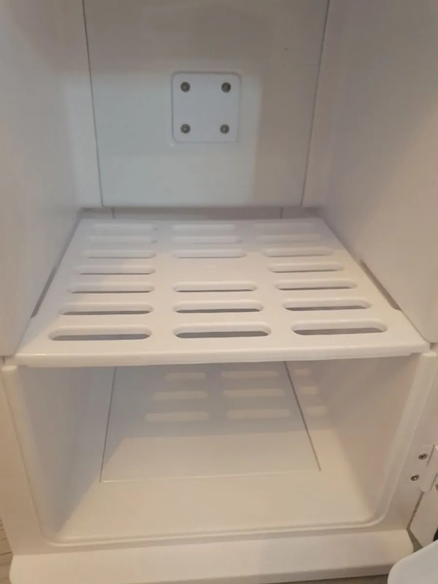 Mini Fridge Cumeod 15 litre - Image 4