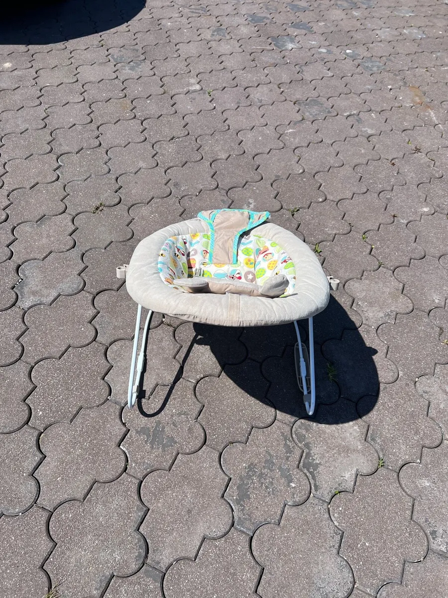 Winnie the Pooh Bouncer - Image 4