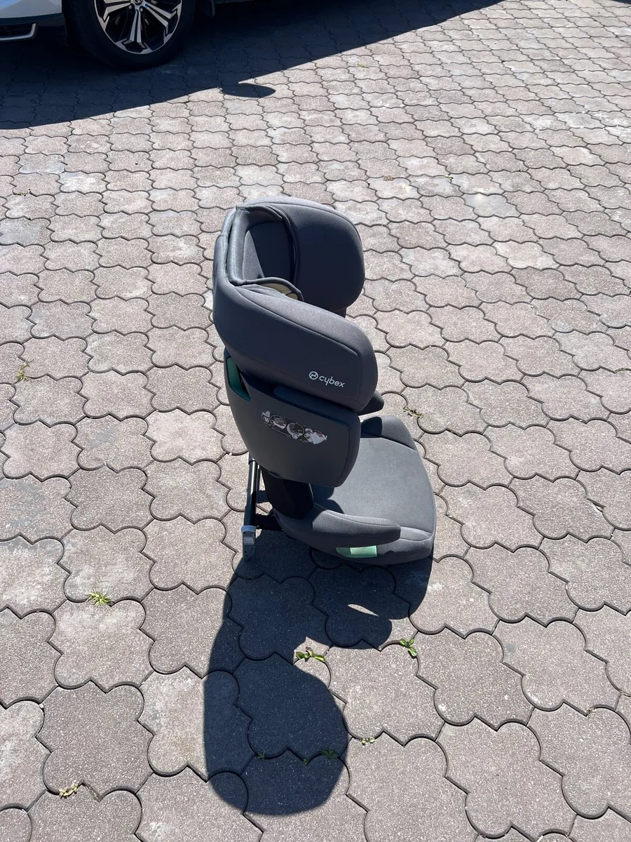 Cybex Car Seat - Image 2