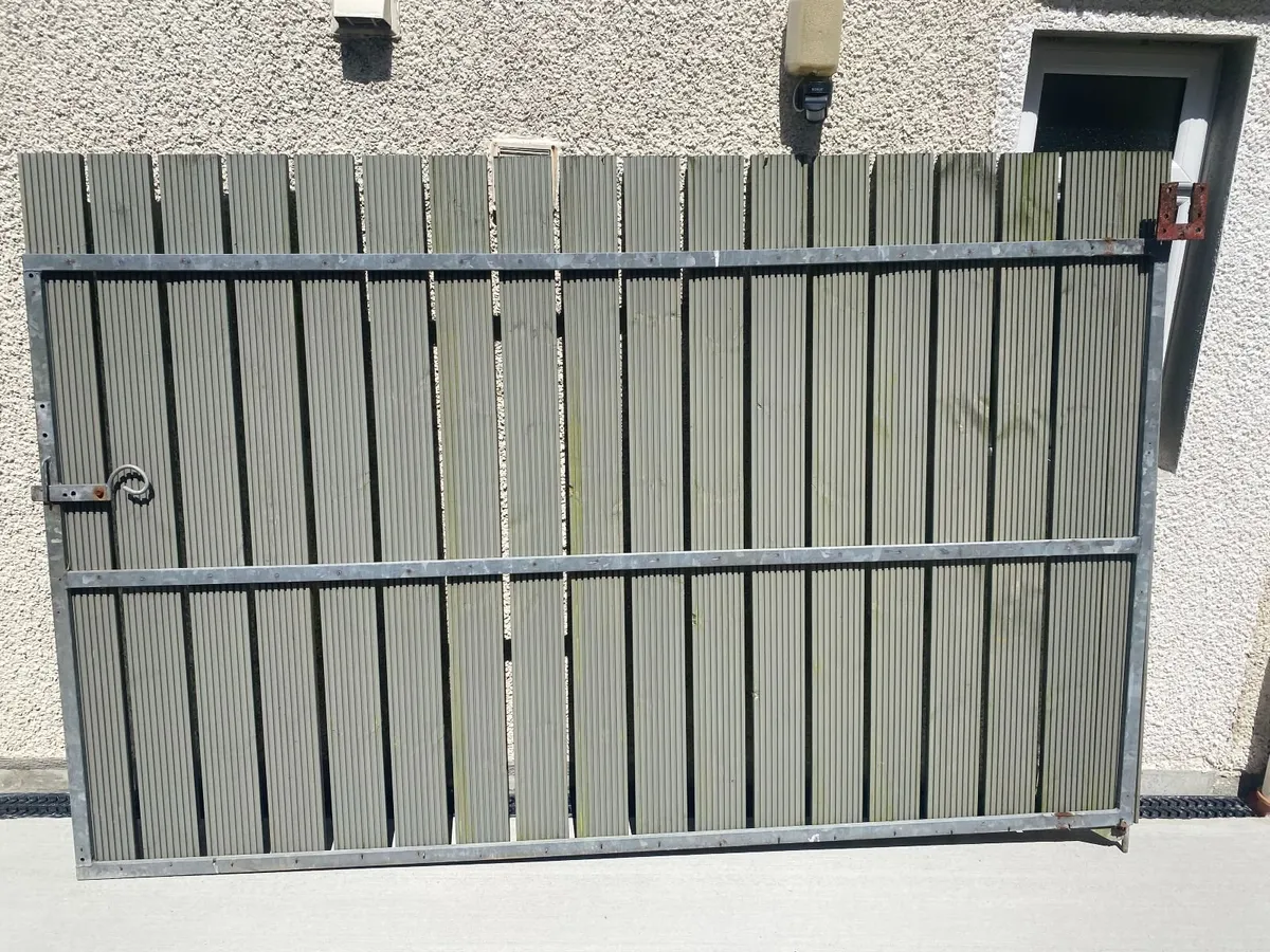 Heavy Duty Timber & Galvanised Steel Gates - Image 2