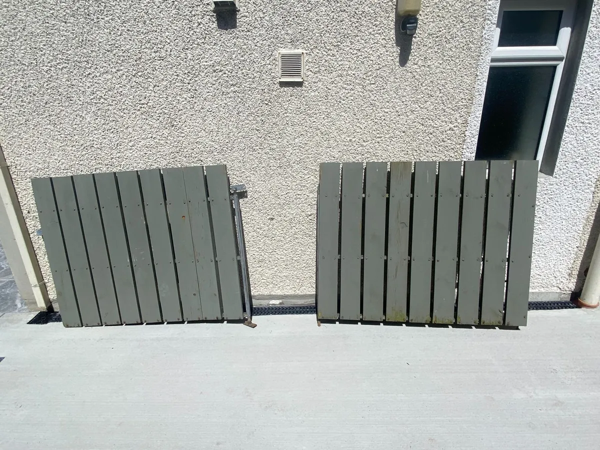 Heavy Duty Timber & Galvanised Steel Gates - Image 3
