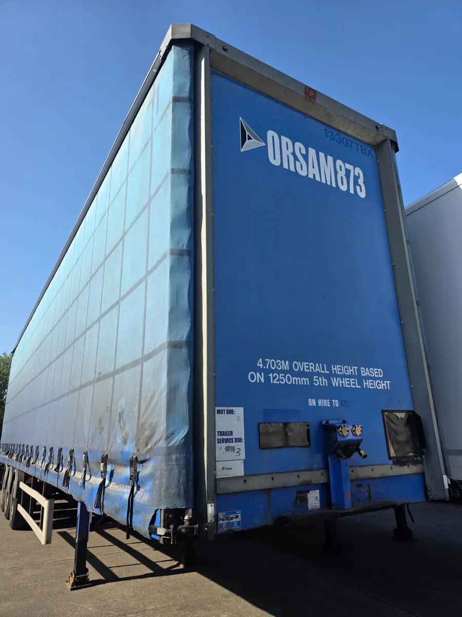 2013 SDC Curtainside - Image 1