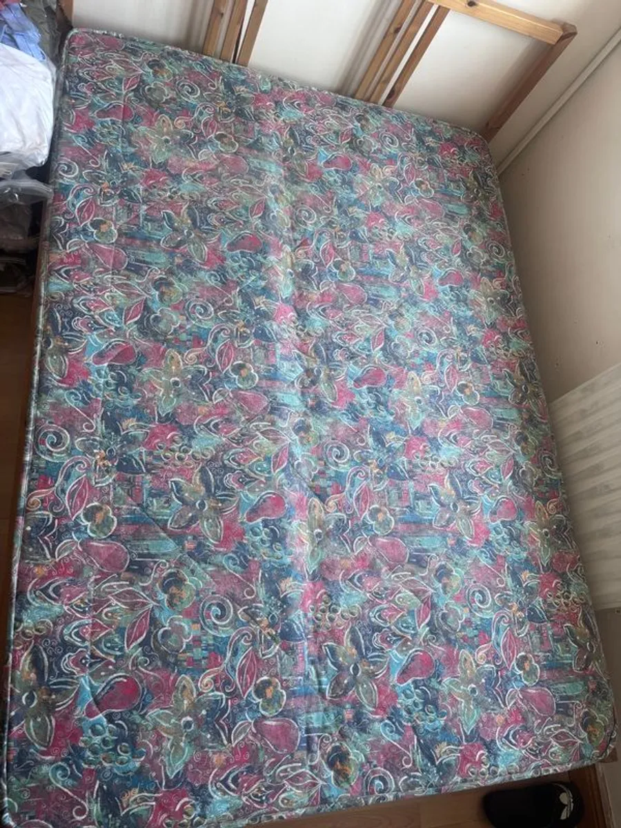 2x FREE Double Mattresses - Image 2