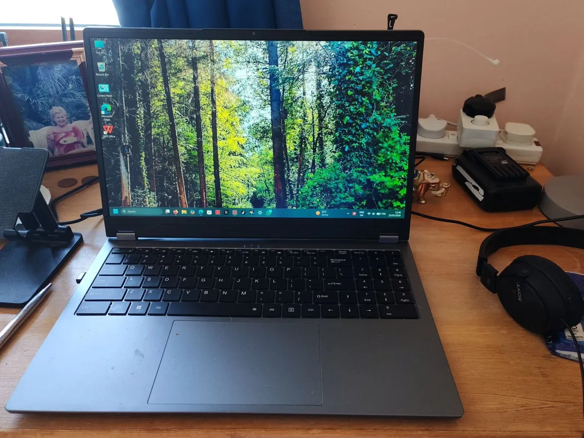 Laptop  15.6 "  3 in 1 Ryzen 3 3200U CPU by TXXRE - Image 3