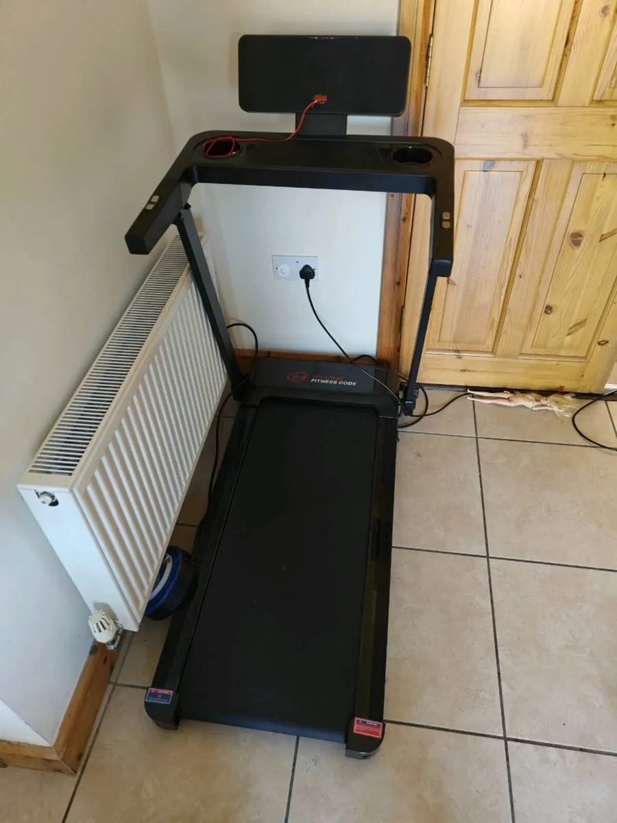 Folding Treadmill Q8, Speed 1-12KM/H, 5% Manual In