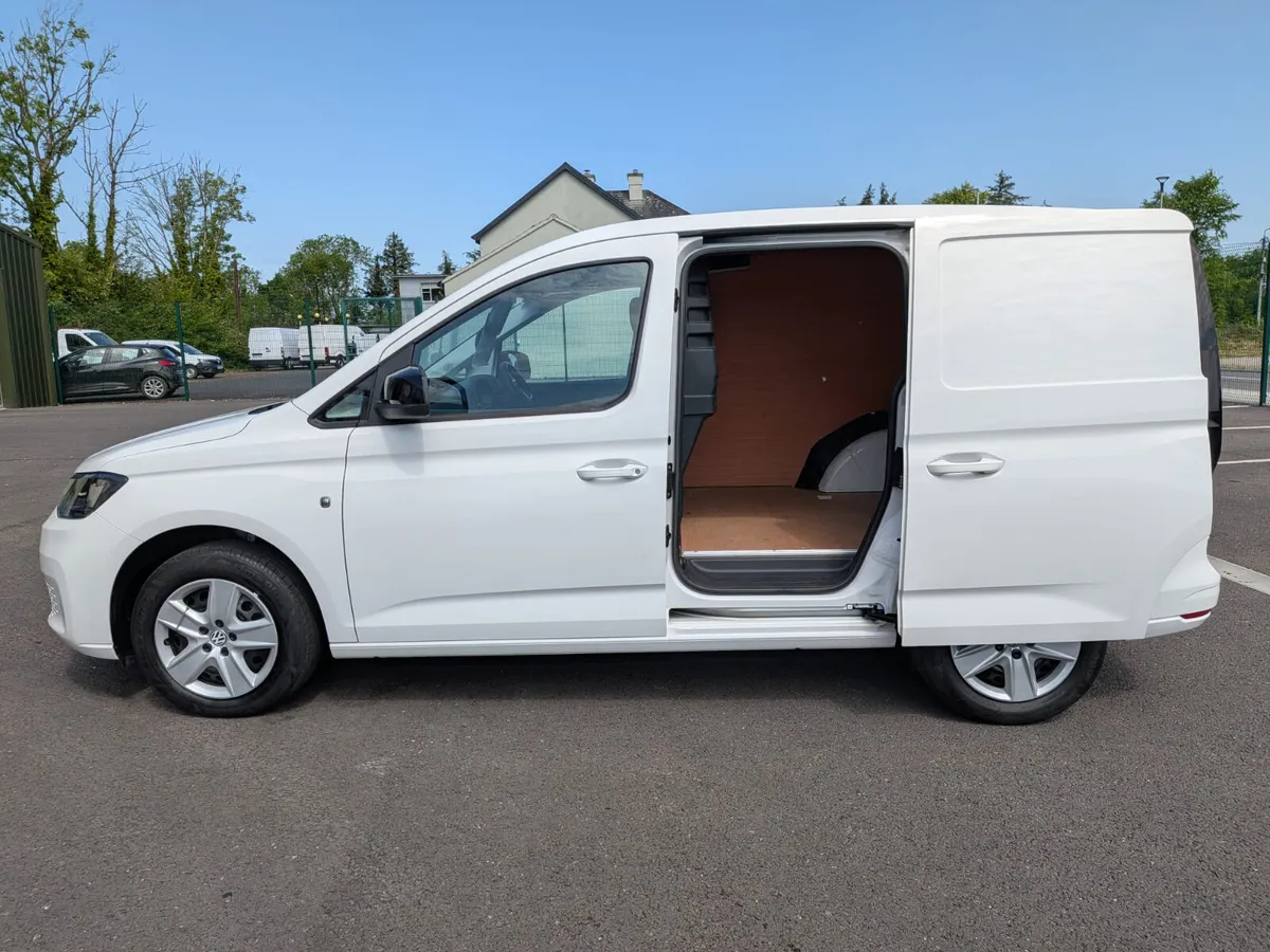 Volkswagen Caddy 2022 - Image 4