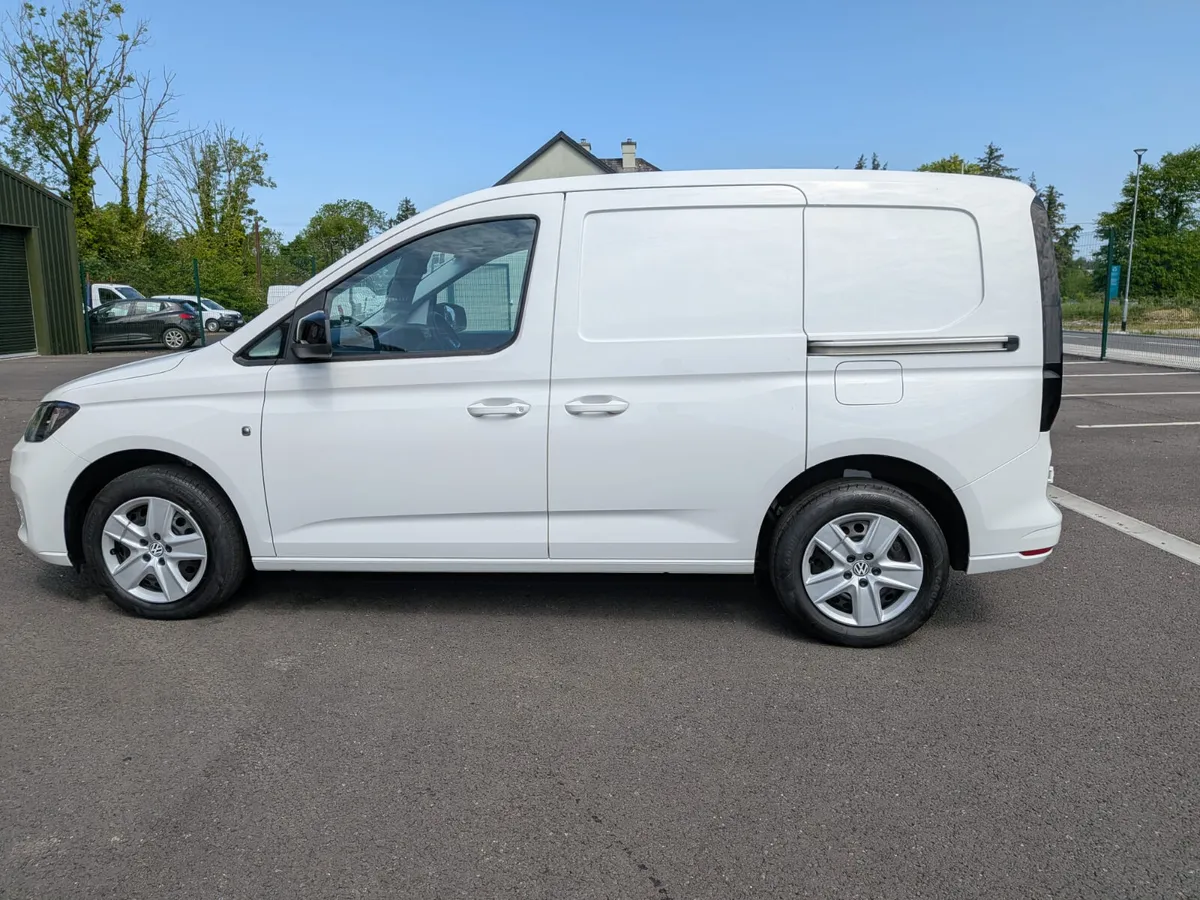 Volkswagen Caddy 2022 - Image 3