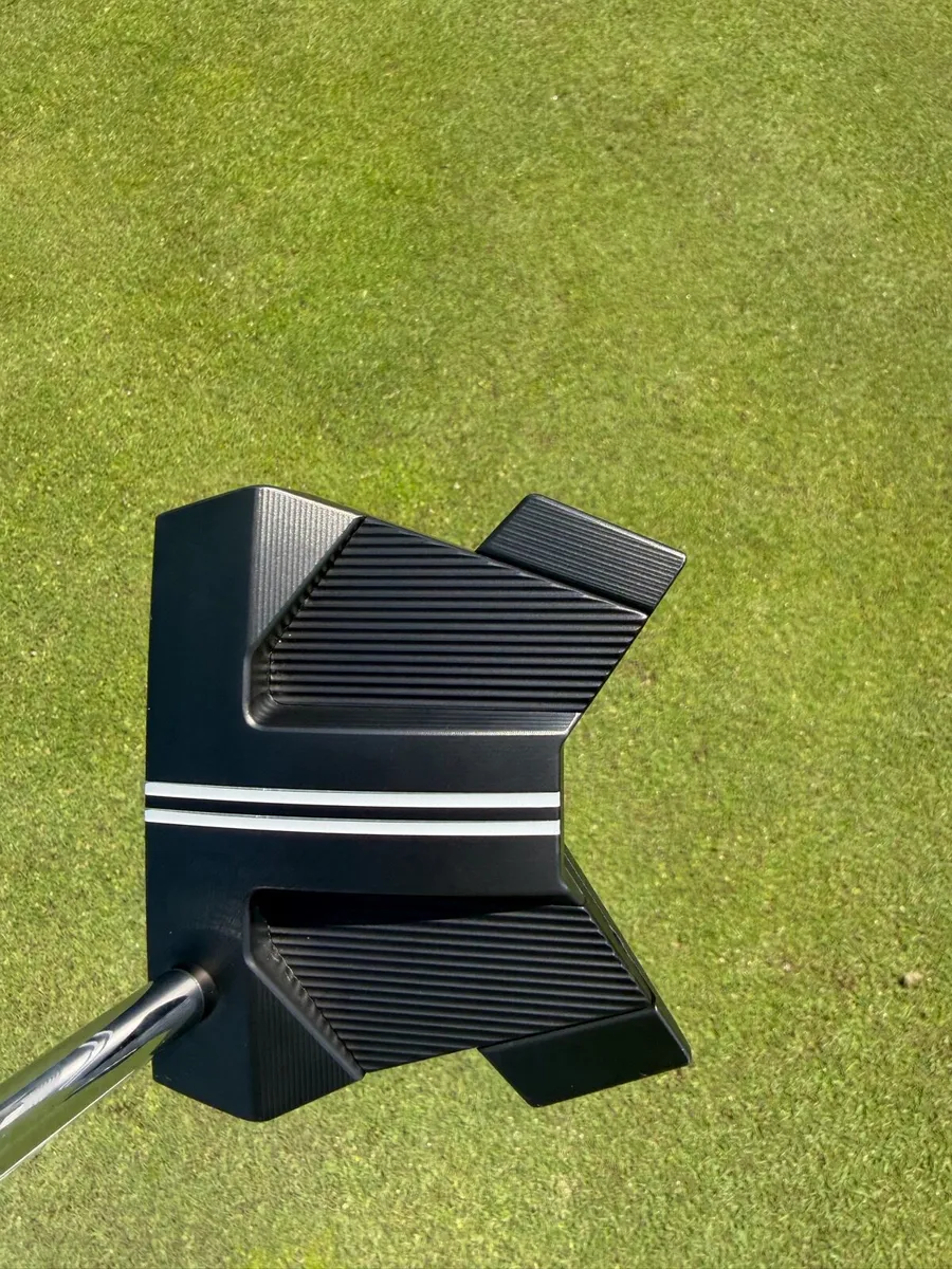 Scotty Cameron Phantom Black 11 - Image 3