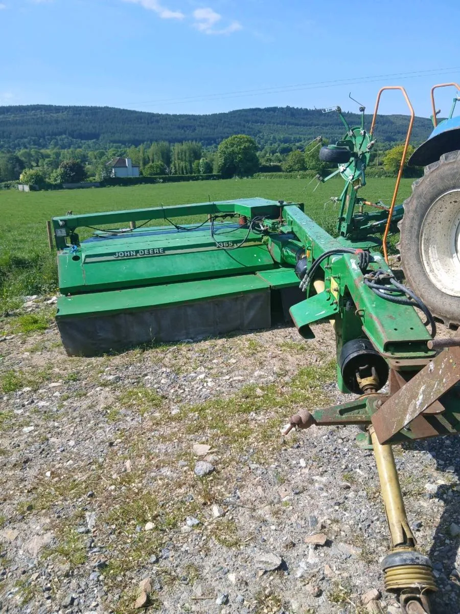 John deere 1365 - Image 1
