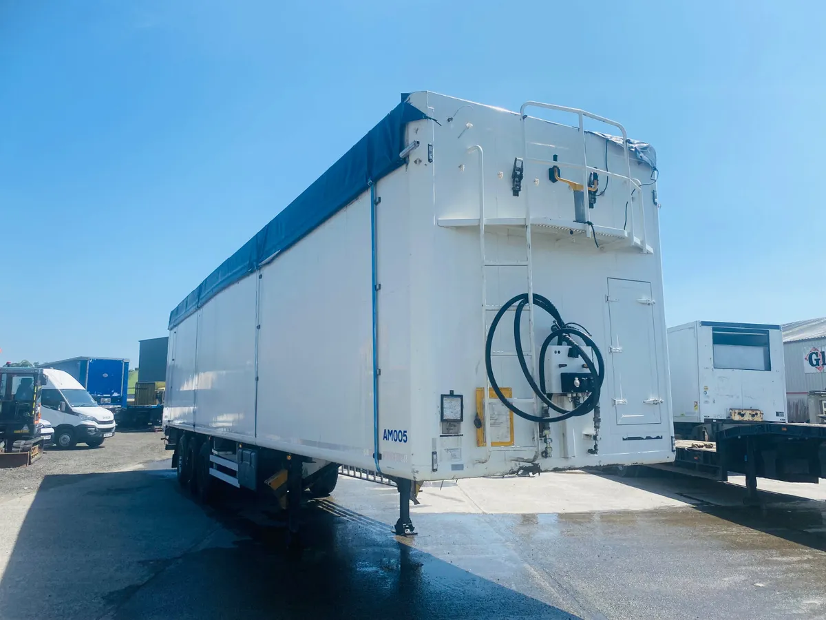 2011 Kraker 110 cubic yard Walking floor trailer - Image 1