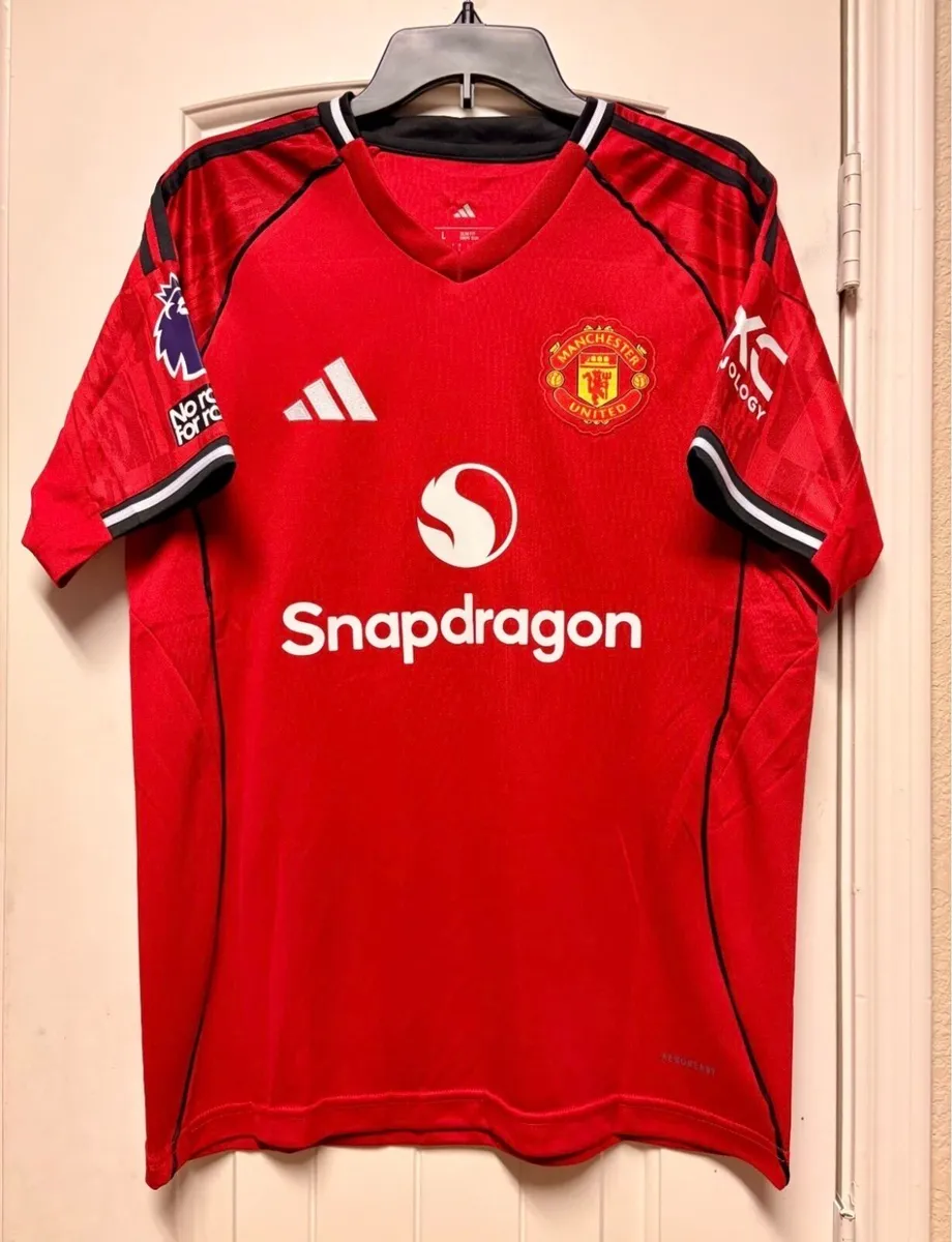 Man United Football Jersey - Image 2