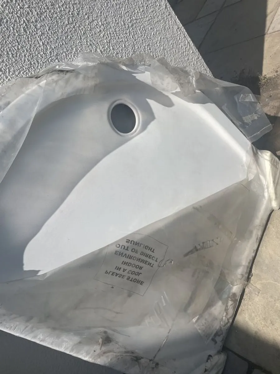 Shower tray - Image 3