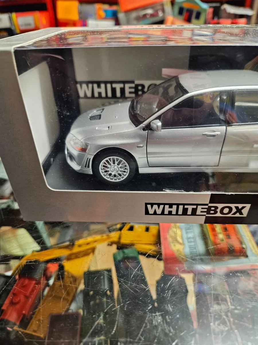 Corgi White Box Mitsubushi Lancer - Image 2