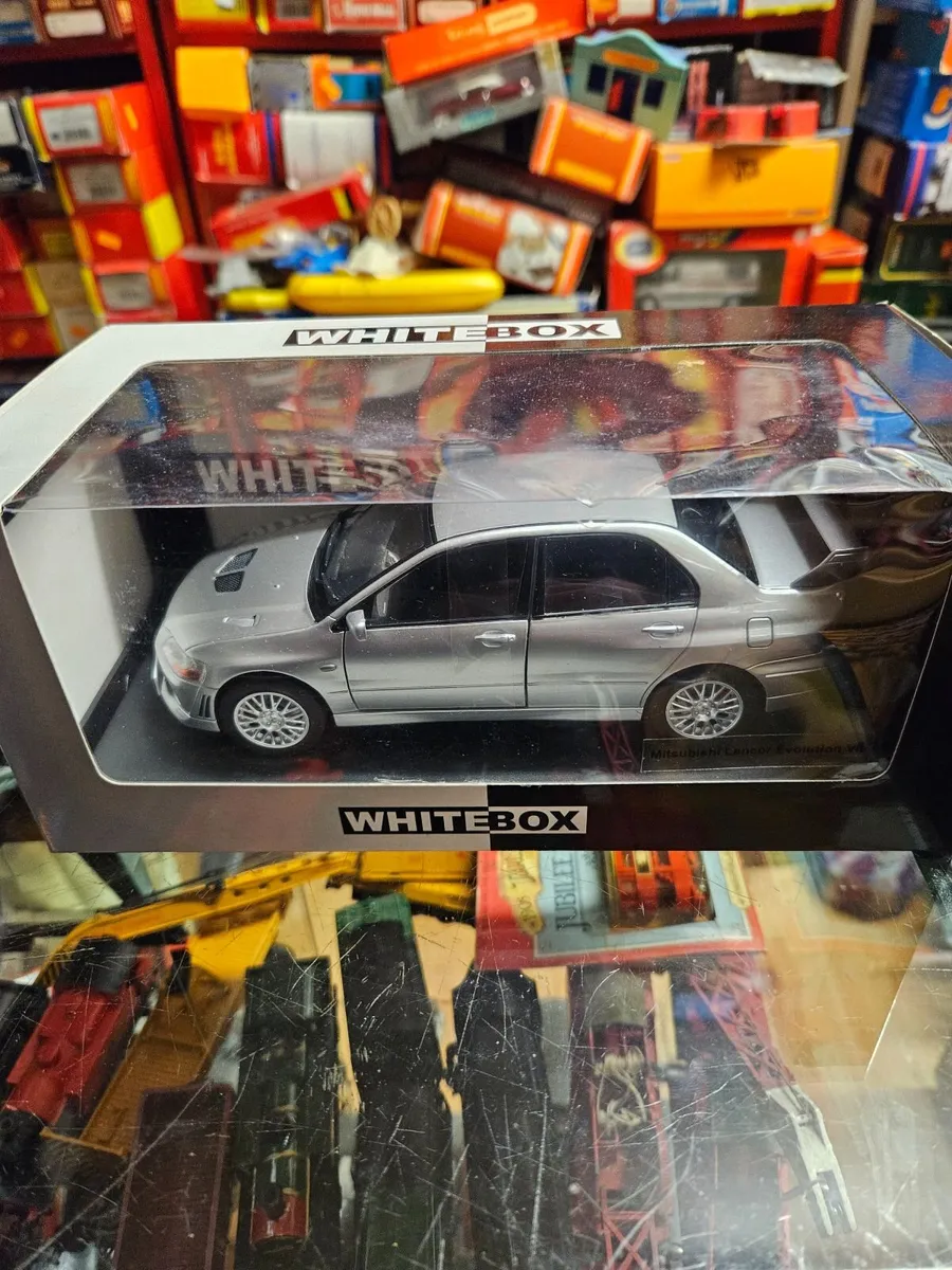 Corgi White Box Mitsubushi Lancer - Image 4
