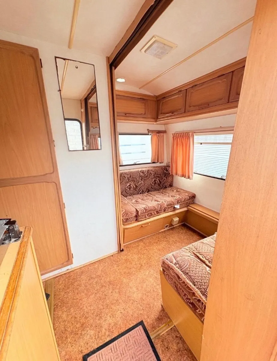 We are selling or avondale GLX 5beth - Image 2