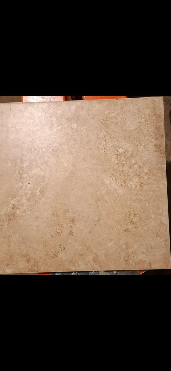 Tiles 330 x 330mm - see photos - Image 4