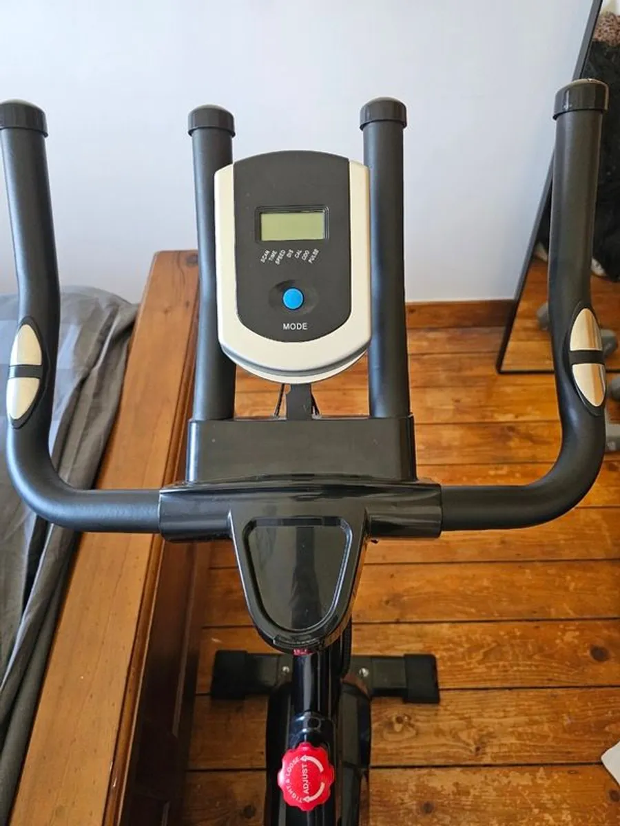 Spinning bike - Image 4