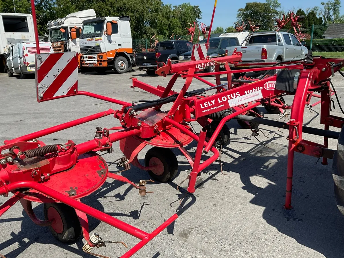 Lely Tedder - Image 1