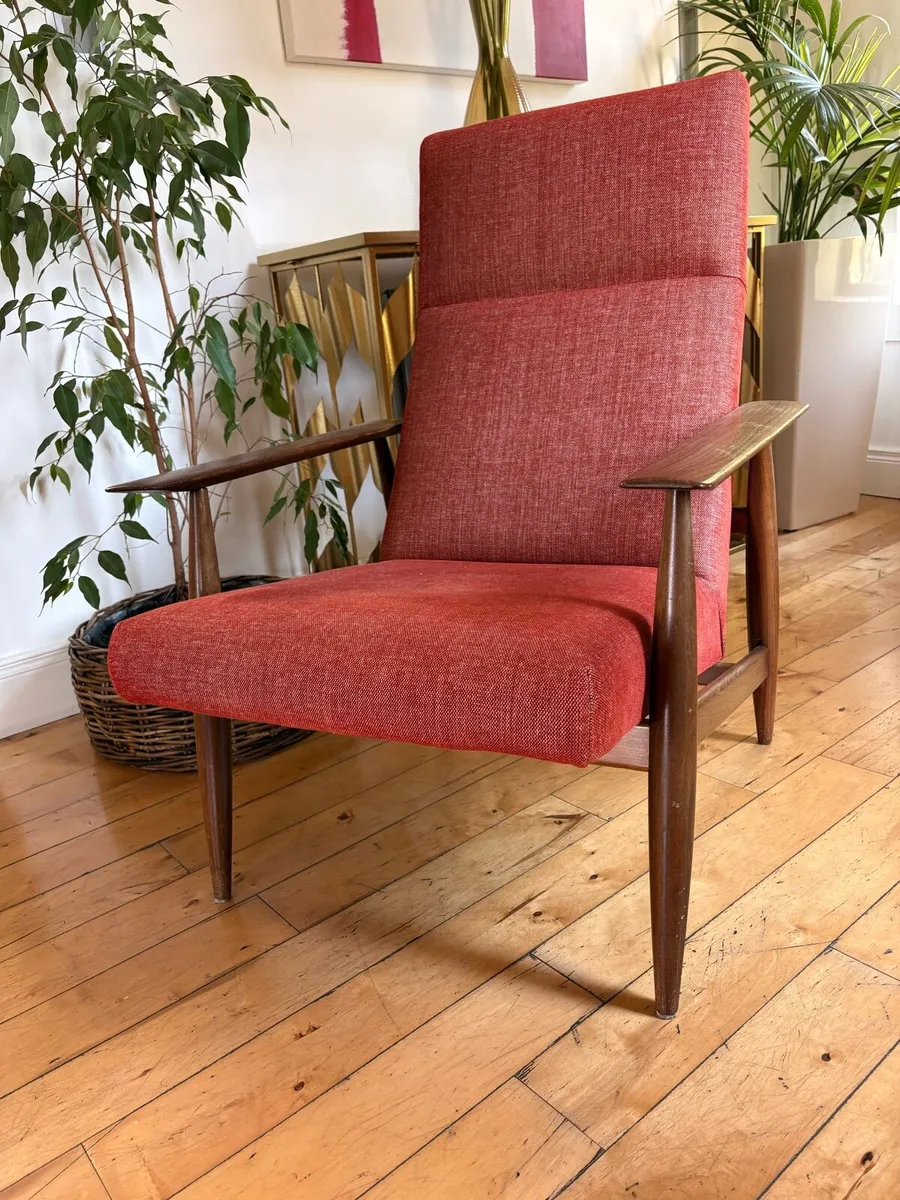 A set of 1960 Vintage arm chairs - Image 1