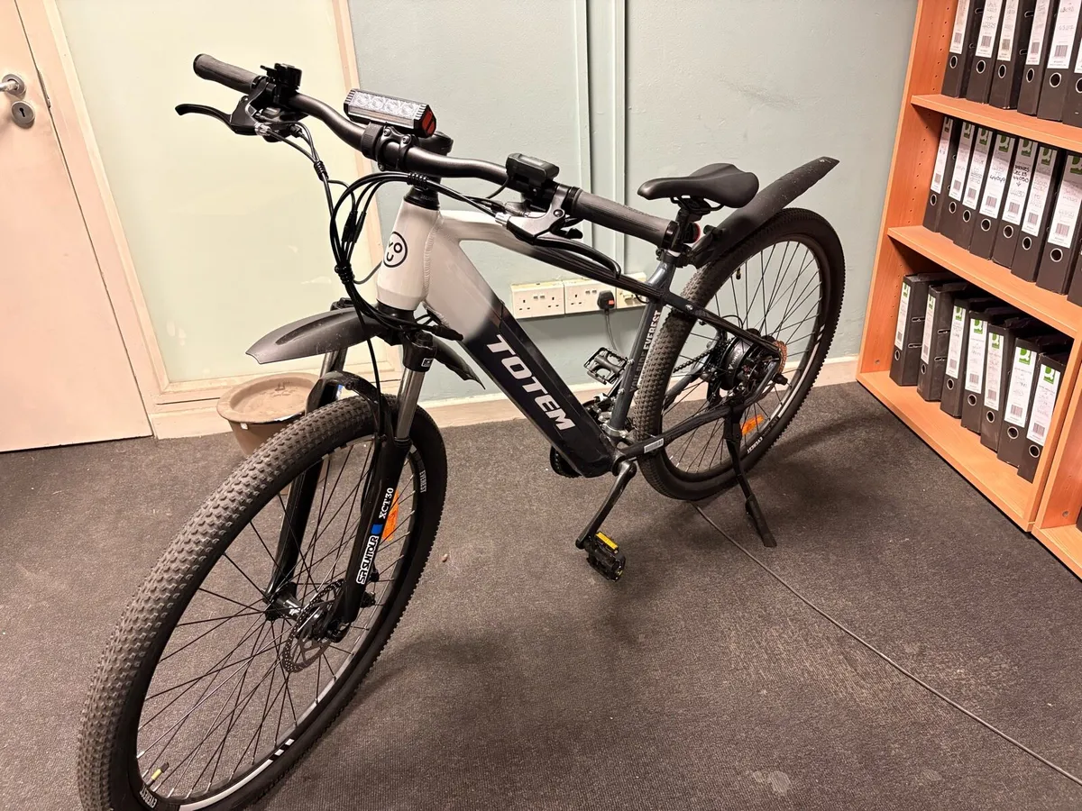 Totem Everest - eMountain Bike - 470WH Battery - Image 1
