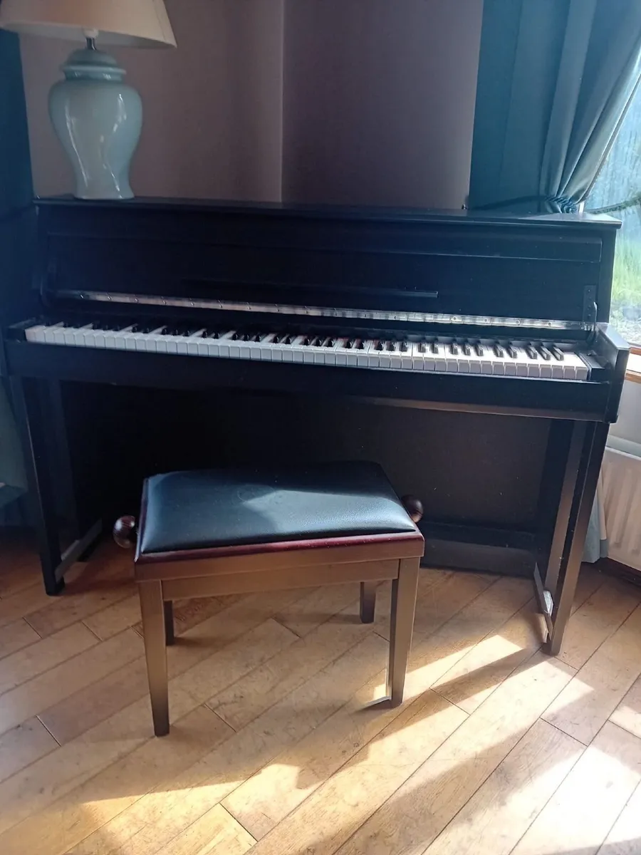 Upright Digital Keyboard DP-70U - Image 1