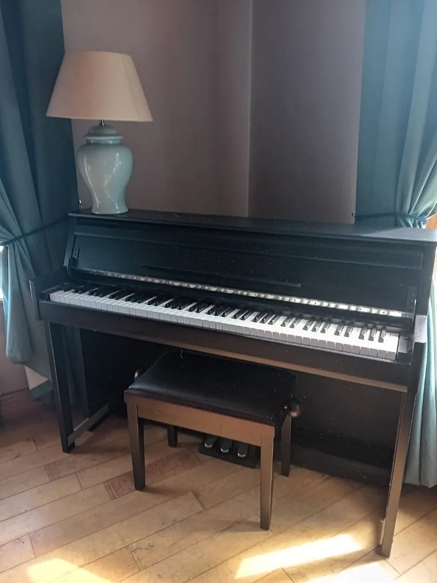 Upright Digital Keyboard DP-70U - Image 2