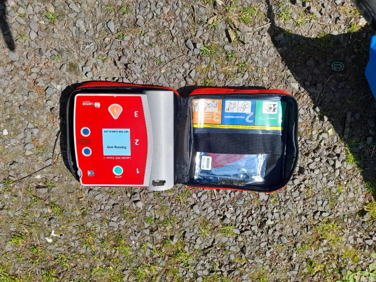 CPR TRAINING EQUIPMENT - Image 4