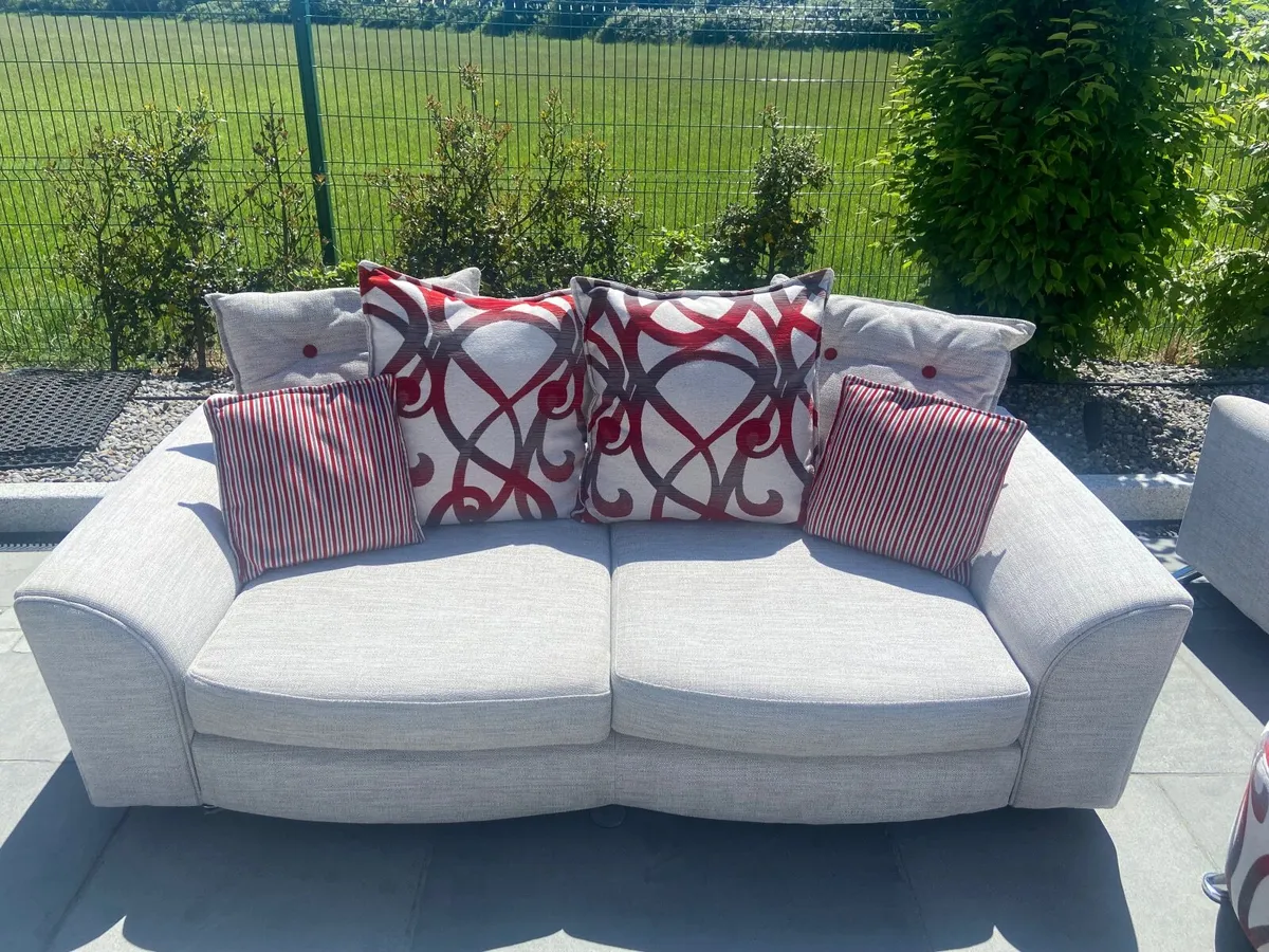 Sofa Set - Image 4