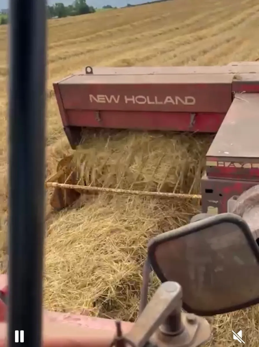 New holland 376 square baler - Image 1