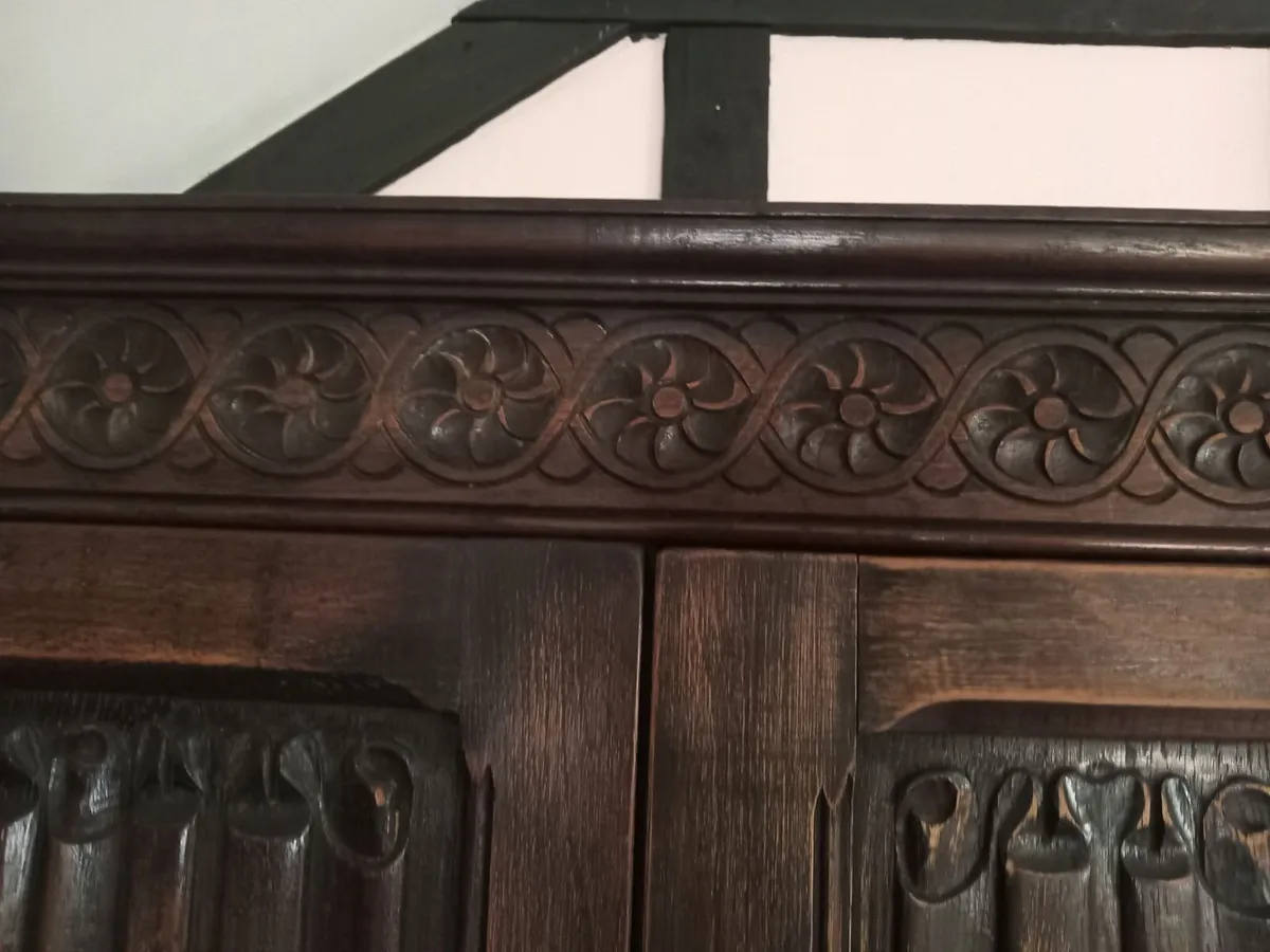 Wardrobe - Image 2