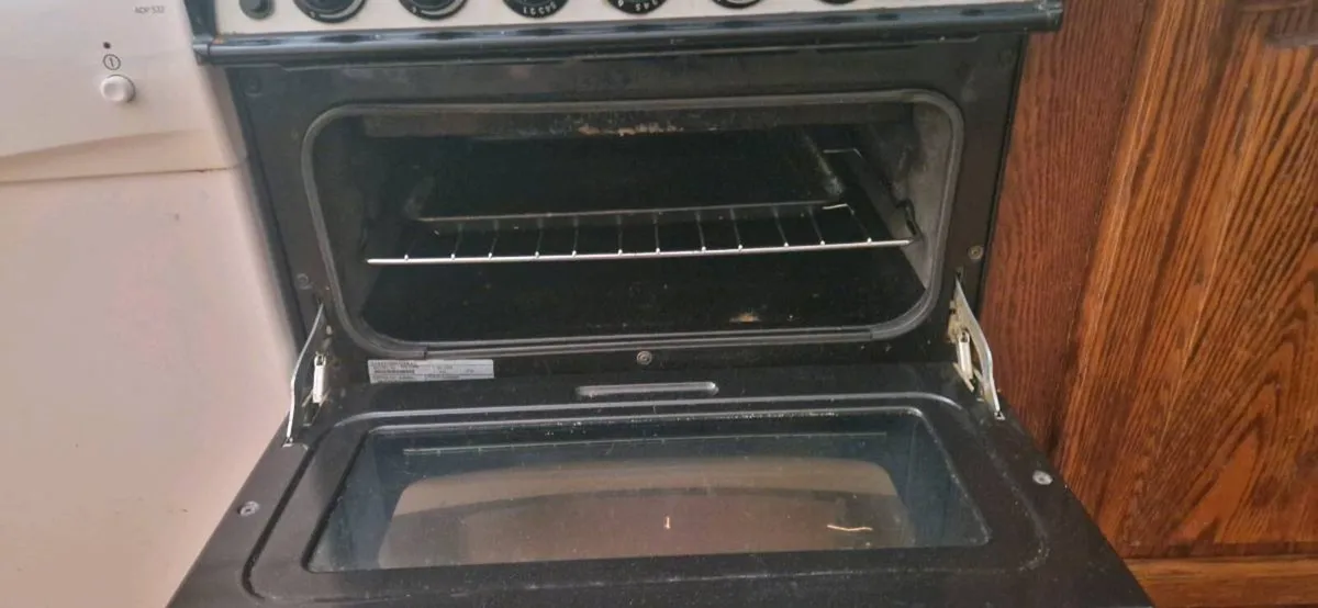Gas Cooker - Image 4