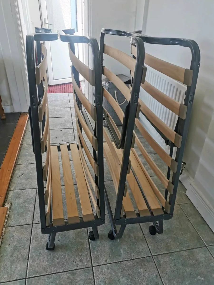 Portable guest bed €30 - Image 1