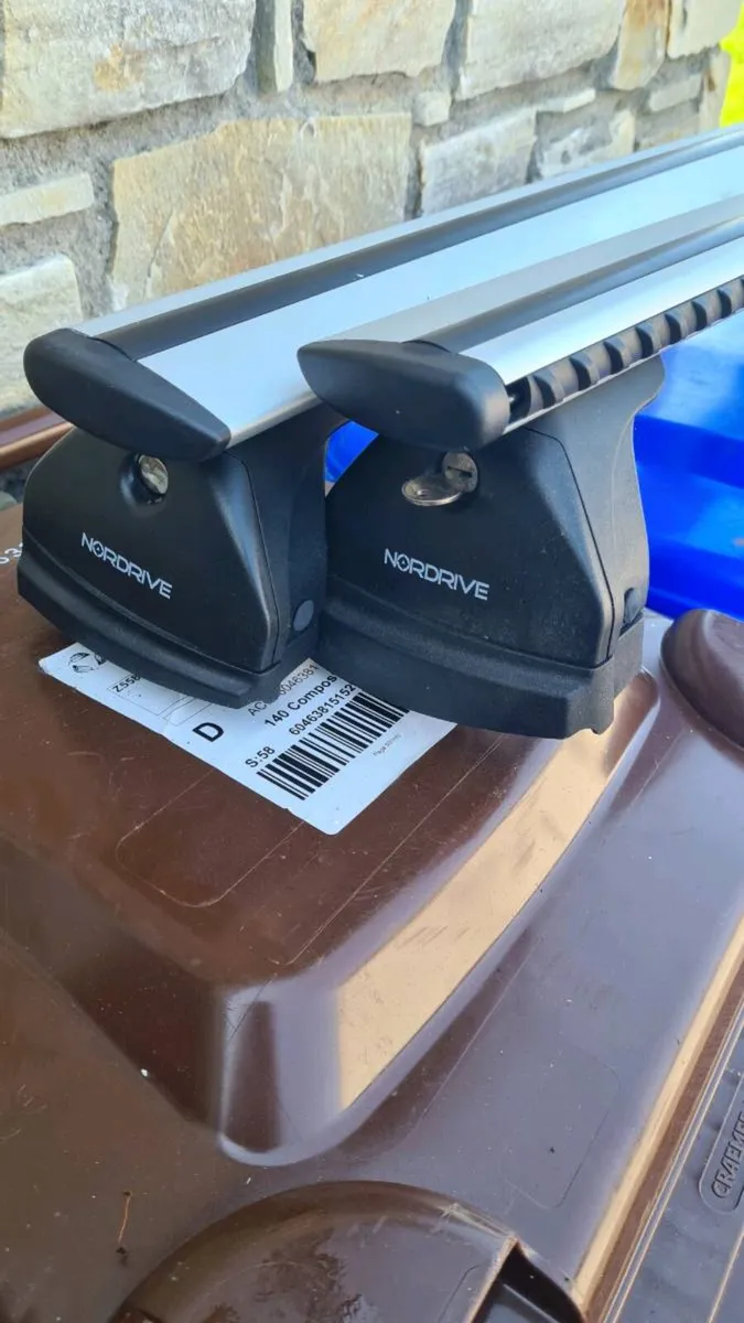 Roof bars - Image 1