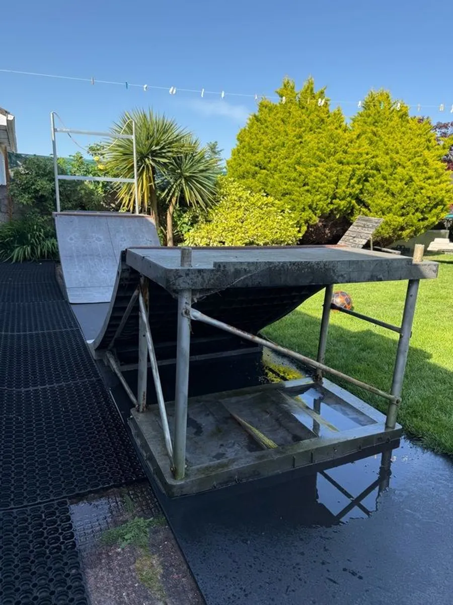 skate ramp - Image 2