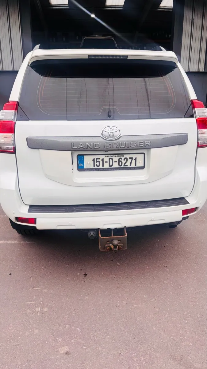 Toyota landcrusier - Image 4