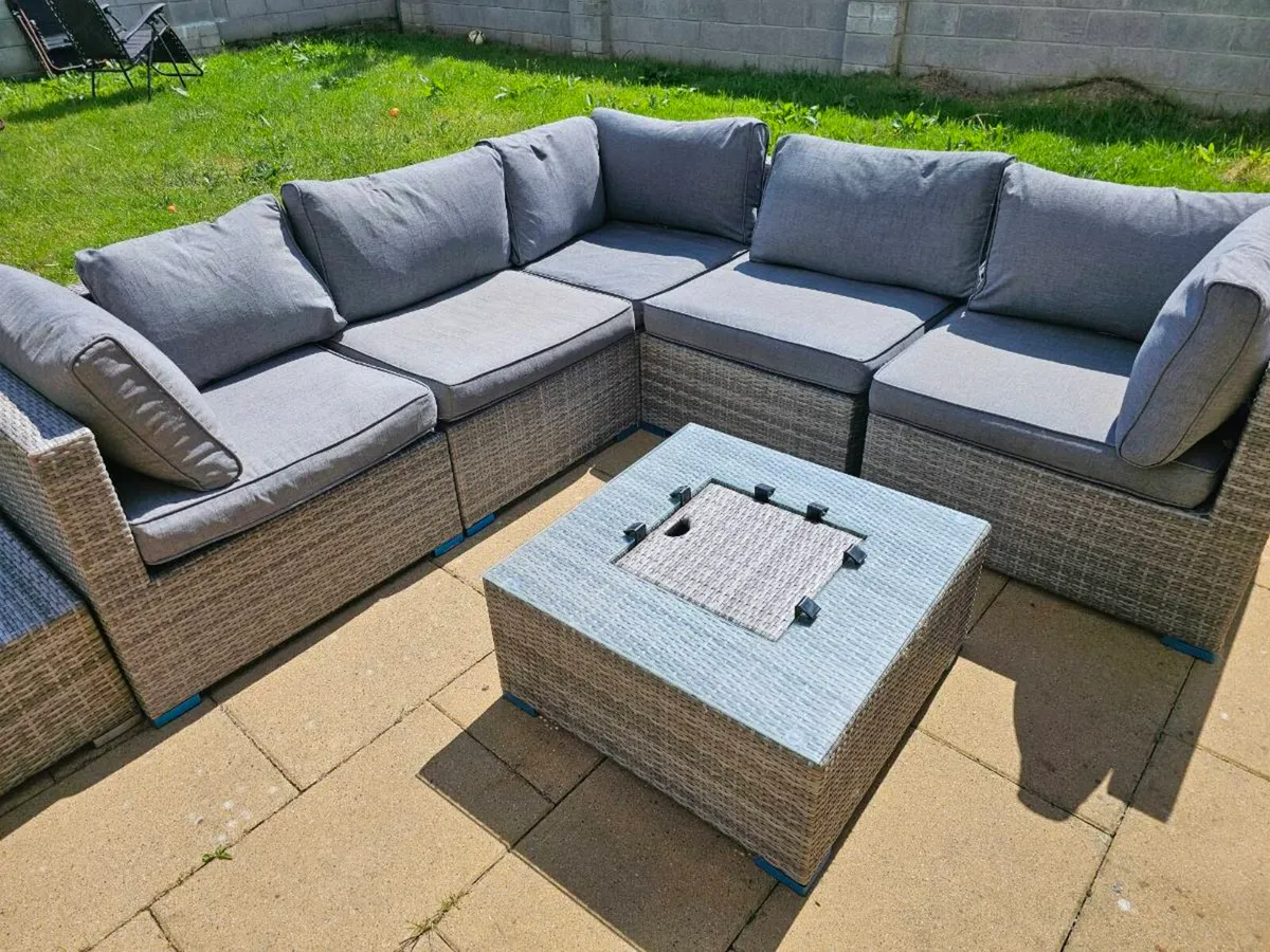 Vienna Rattan Corner Garden Sofa Set + Ice Bucket - Image 2