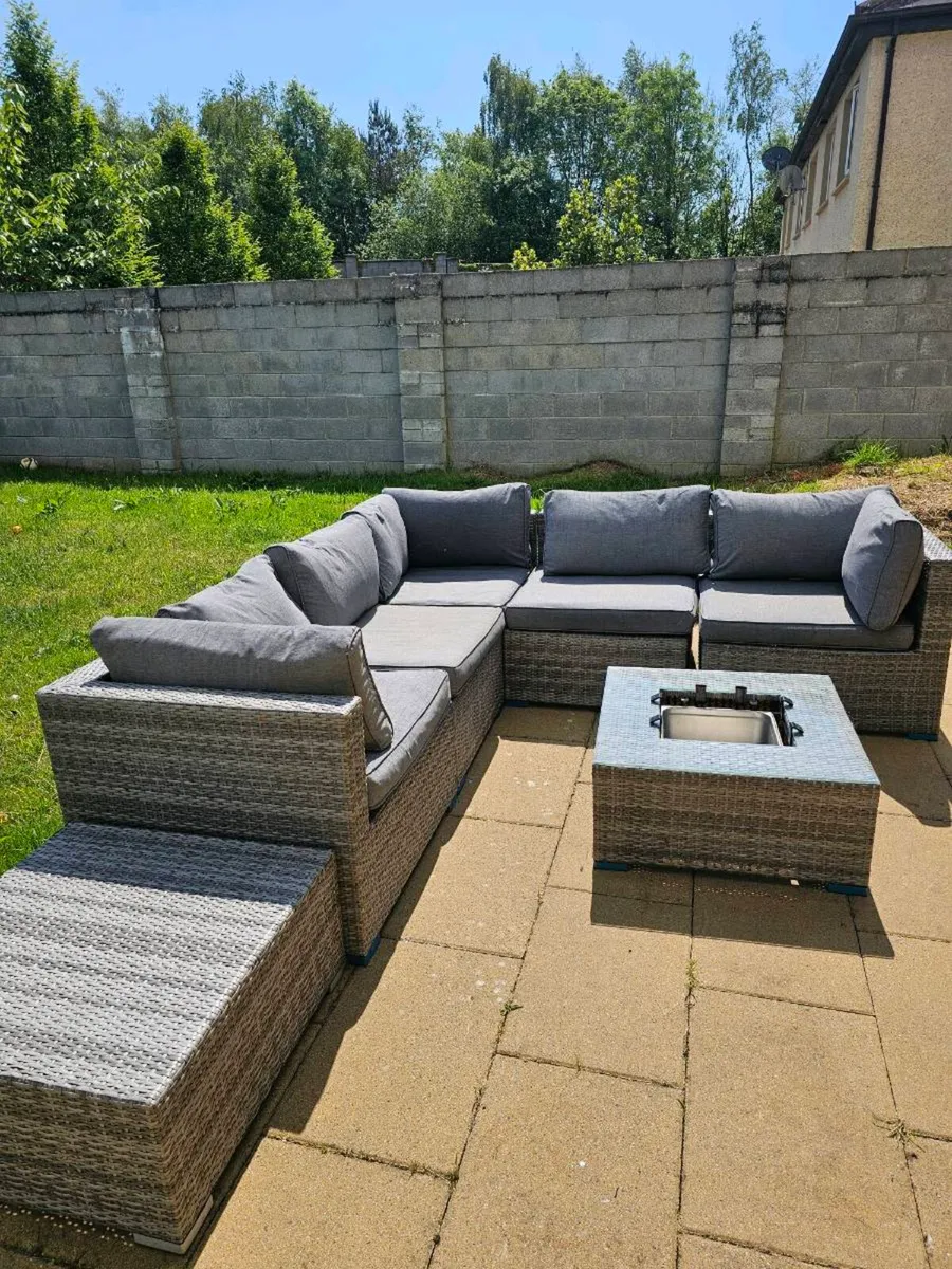 Vienna Rattan Corner Garden Sofa Set + Ice Bucket - Image 3