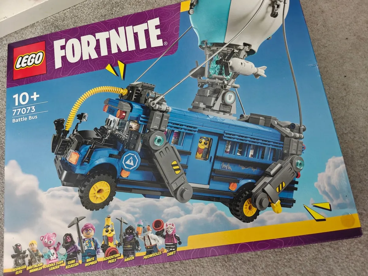 Lego Fortnite Battle Bus - BOXED NEW - Image 1