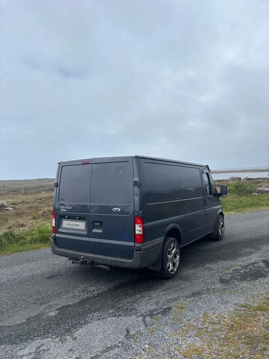 Ford Transit - Image 3