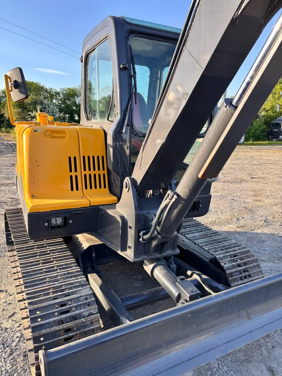 Volvo EC55D - Image 3