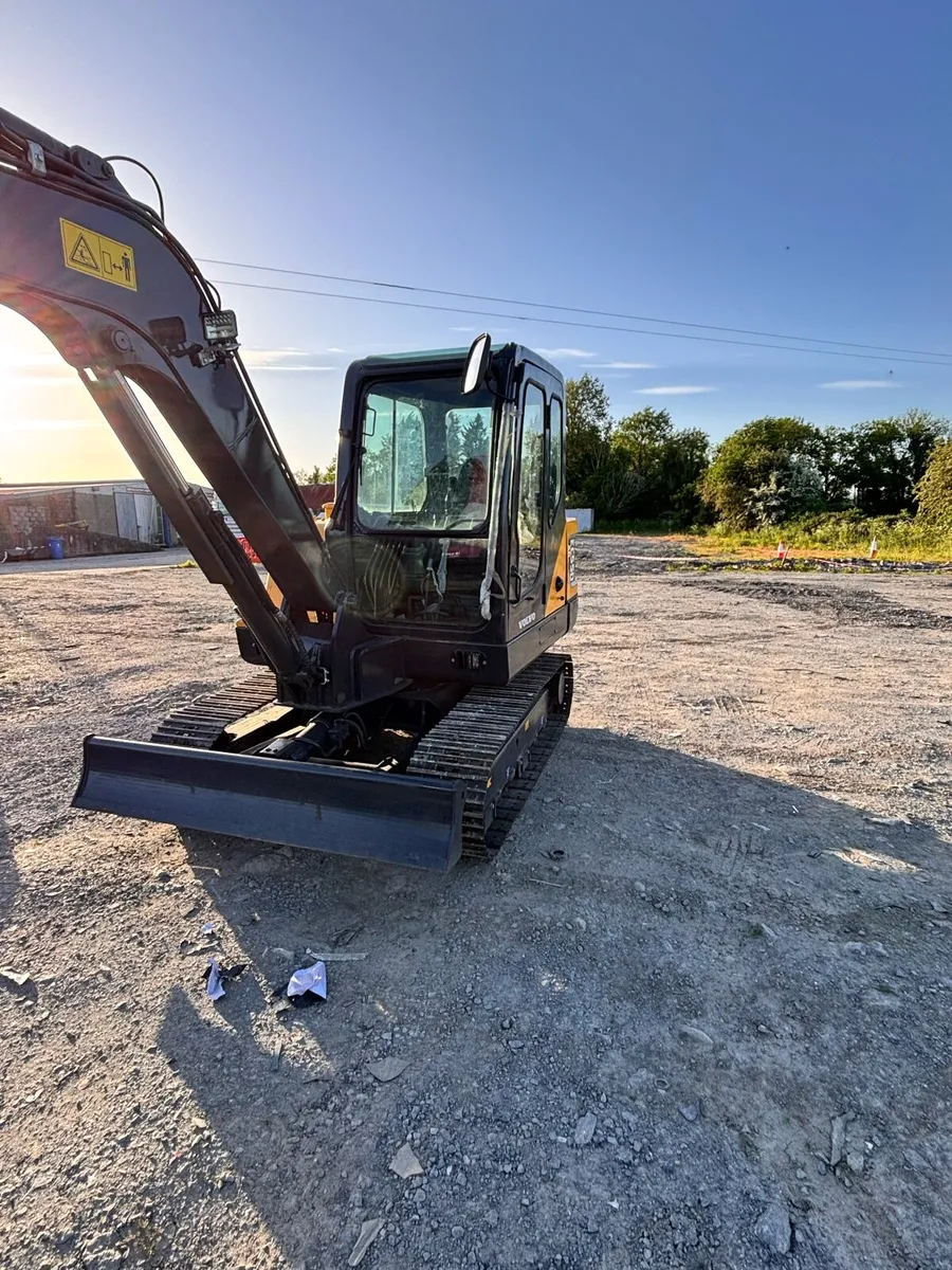 Volvo EC55D - Image 4