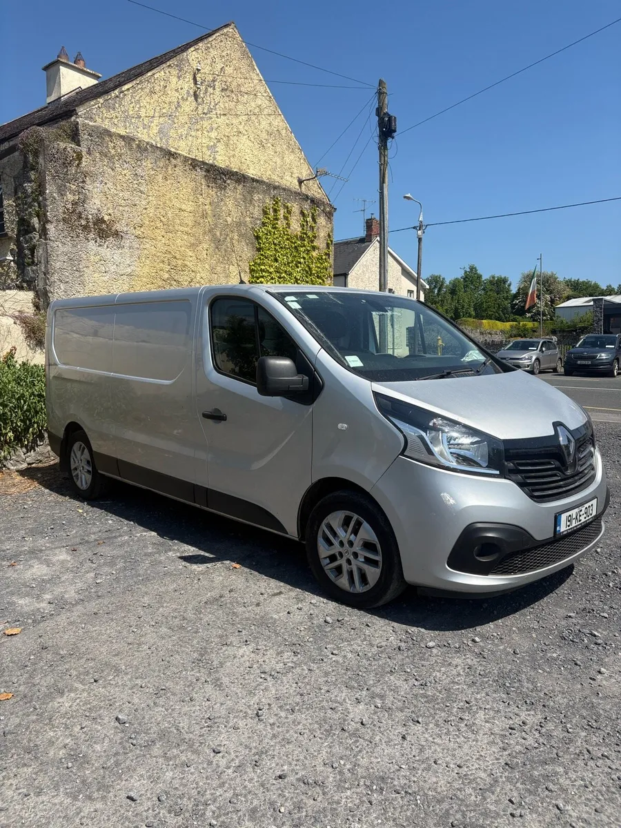 Renault traffic - Image 1