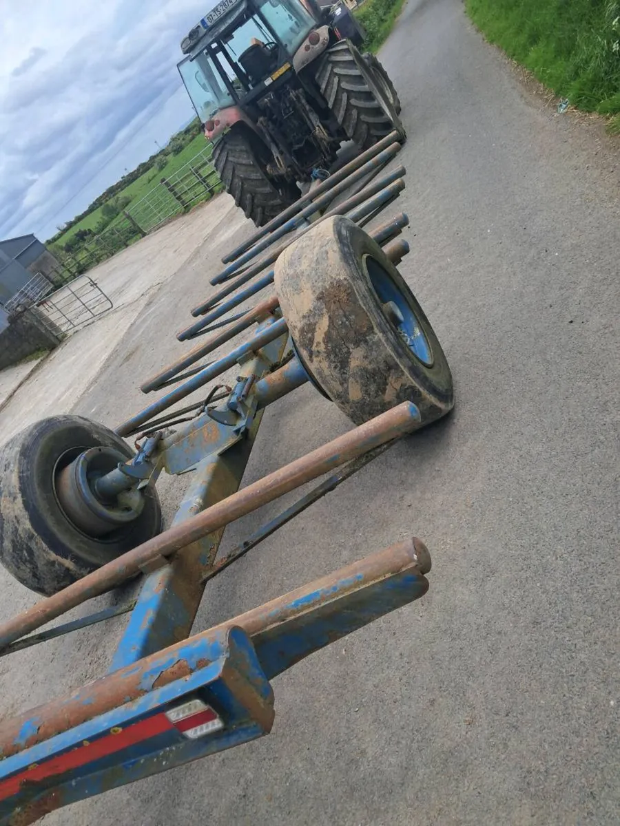 Bale trailer - Image 2