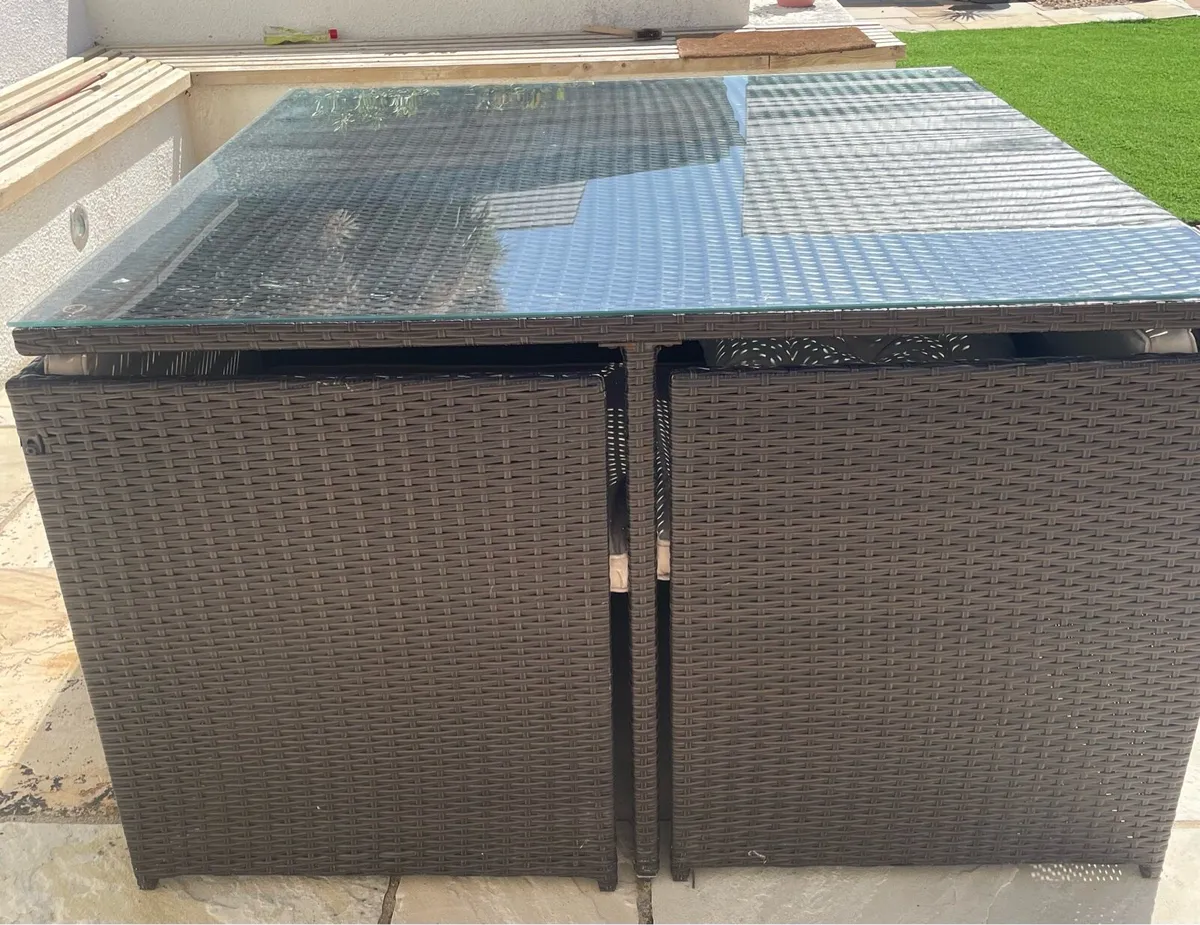 Cube style Rattan table with 4 chairs. ON HOLD - Image 1